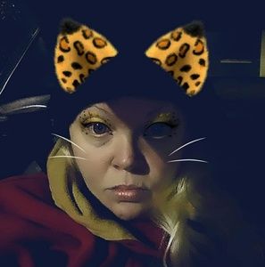 Meet your Posher, Peggy